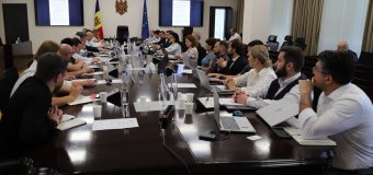 Consultările privind pachetele de dereglementare continuă
