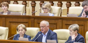 Igor Dodon a propus ajustarea modului de organizare a activității Parlamentului până la încheierea actualei sesiuni