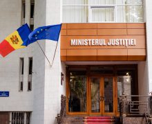 Activitatea a 4 partide politice a fost limitată