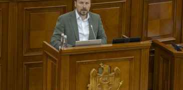 Reforma „Restart în educație” – votată în prima lectură în Parlament