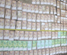 180 de operatori din Moldova – în centre de apel infracționale din Ucraina: Activitatea de înșelare a victimelor din UE și România a fost deconspirată
