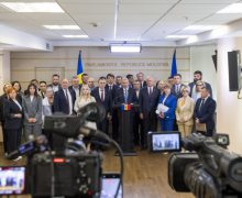 Opoziția parlamentară cere demisia ministrului Energiei și conducerii Energocom