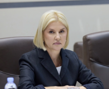 Irina Vlah: Solicit, în procesul de formare a noului Guvern, toată conducerea Forţelor Armate să fie demisă şi înlocuită cu profesionişti