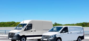 A răpit un automobil, a încercat să scape de poliție și a avariat două autospeciale: un tânăr, condamnat la închisoare