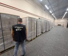 (FOTO) R. Moldova devine piață de desfacere a țigărilor de contrabandă. Un lot uriaș de produse din tutun din Ucraina, descoperit la frontieră