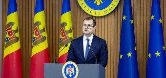 Premierul: Vom crește taxa cu 50% pentru bănci și instituțiile financiare
