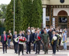 Socialiștii au depus flori la Memorialul gloriei militare „Eternitate”