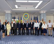 Au fost semnate 3 contracte în cadrul proiectului „Deșeuri Solide Moldova”