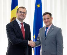 Consolidarea parteneriatului moldo-american, discutată de Prim-ministrul Vasile Tofan și însărcinatul cu afaceri al SUA, Nick Pietrowicz