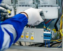 Ministerul Energiei examinează extinderea termenului de verificare a contoarelor electrice pentru reducerea costurilor suportate de consumatori
