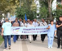 Sindicatele din educație nu renunță la revendicarea privind majorarea salariilor