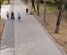 Lucrările de reabilitare a bulevardului Traian au ajuns la etapa de asfaltare a parcărilor
