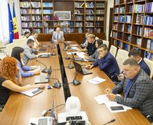 Legislația fiscală și vamală va fi simplificată: Mai puține taxe pe muncă și măsuri pentru susținerea investițiilor