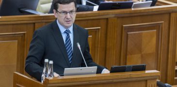 Votat de Parlament. Indemnizații unice de până la 4 000 de lei pentru angajații din sectorul bugetar