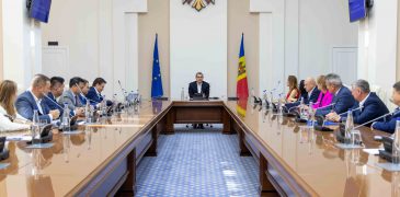 Vasile Tofan, în discuții cu mediul de afaceri. S-au căutat măsuri pentru a reduce birocrația