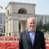 Nou Ambasador desemnat al SUA în Republica Moldova a ajuns la Chișinău cu soția sa: Așteptăm cu nerăbdare să cunoaștem mai îndeaproape țara voastră