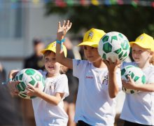 A început înscrierea la Grassroots Week – cel mai mare festival fotbalistic din Europa!