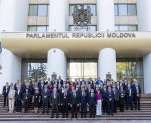 Oficiali și parlamentari din 22 de țări discută la Chișinău despre securitatea regională