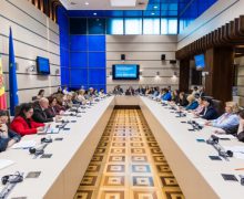 Consultări la Parlament a Planului pentru prevenirea violenței, bullying-ului și cyberbullying-ului în școli