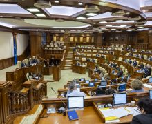 Parlamentul a adoptat proiectul de lege privind integrarea străinilor